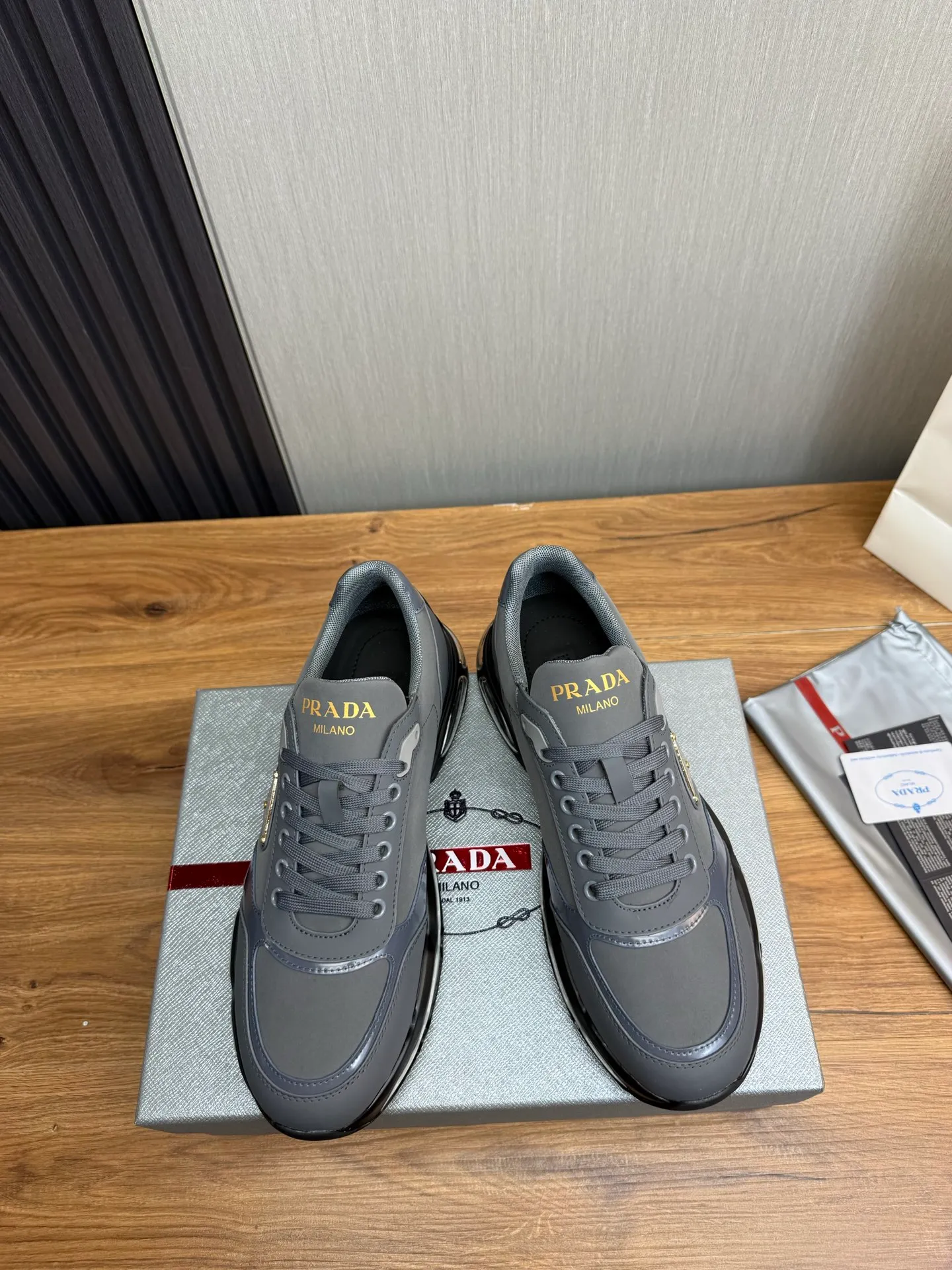 Men's shoes 💰640💰 [PRADA] Men's shoes are popular in the counter, official website is synchronized, 1 high-quality shipment ✔️Original cowhide upper + cowhide lining, 1🆚1 replica, original sole, 38-45 (45 customized, non-refundable)
